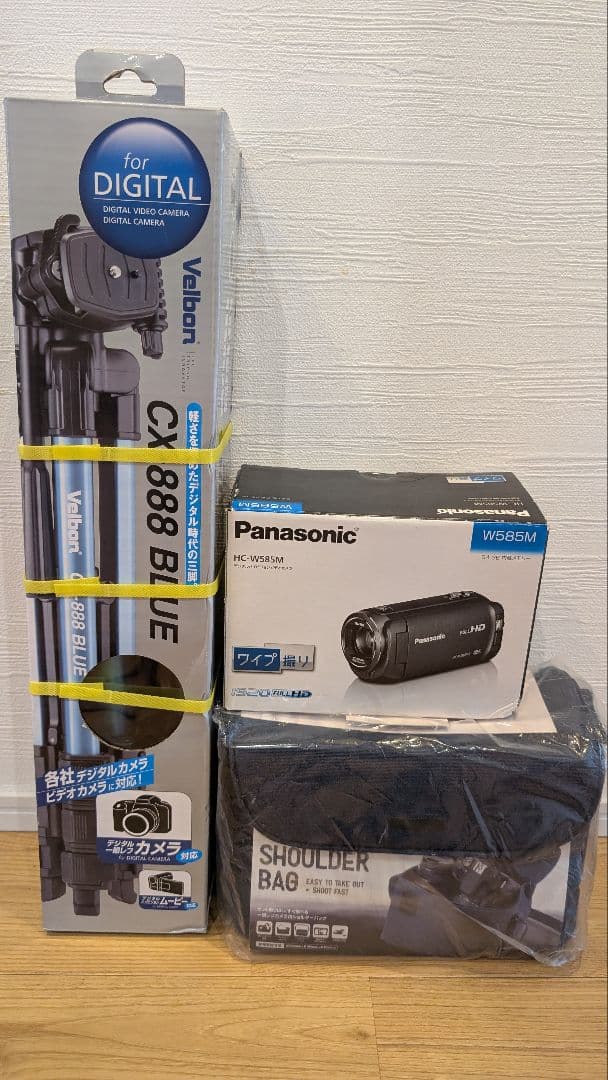新品未使用　Panasonic HC-W580M 本体、カメラバッグ、三脚セット