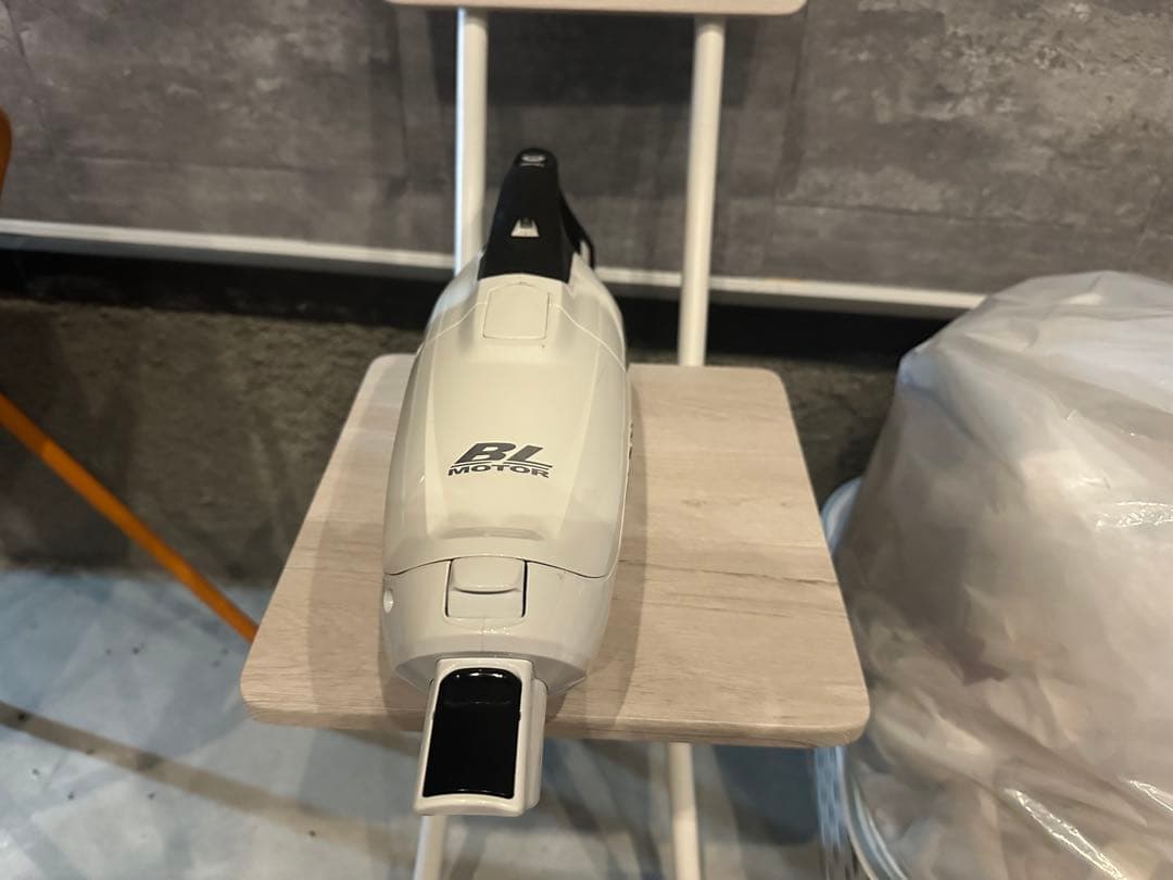 Makita CL282FDRF ハンディクリーナー 本体のみ