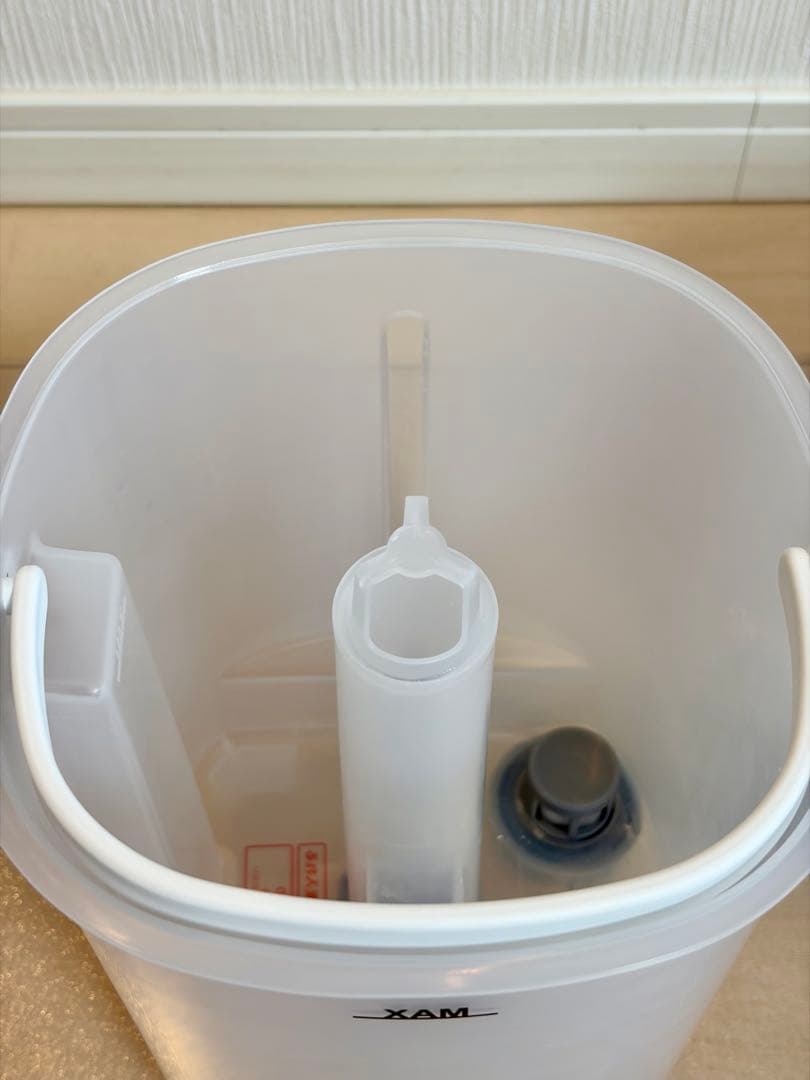 【美品】ニトリ タンクを持ち運べるラク給水湿度設定加湿器 2025年製