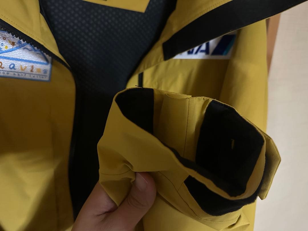 ゴールドウイン　ゴアテックス　2レイヤー　ジャケット