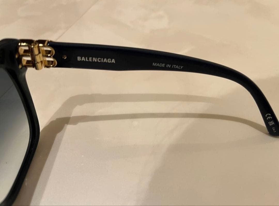 バレンシアガ Dynasty Square サングラス