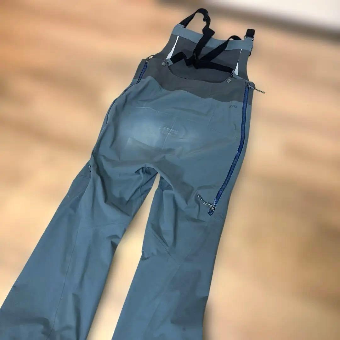 パタゴニア　スノードリフタージャケット　＆　ビブパンツ　セットアップ