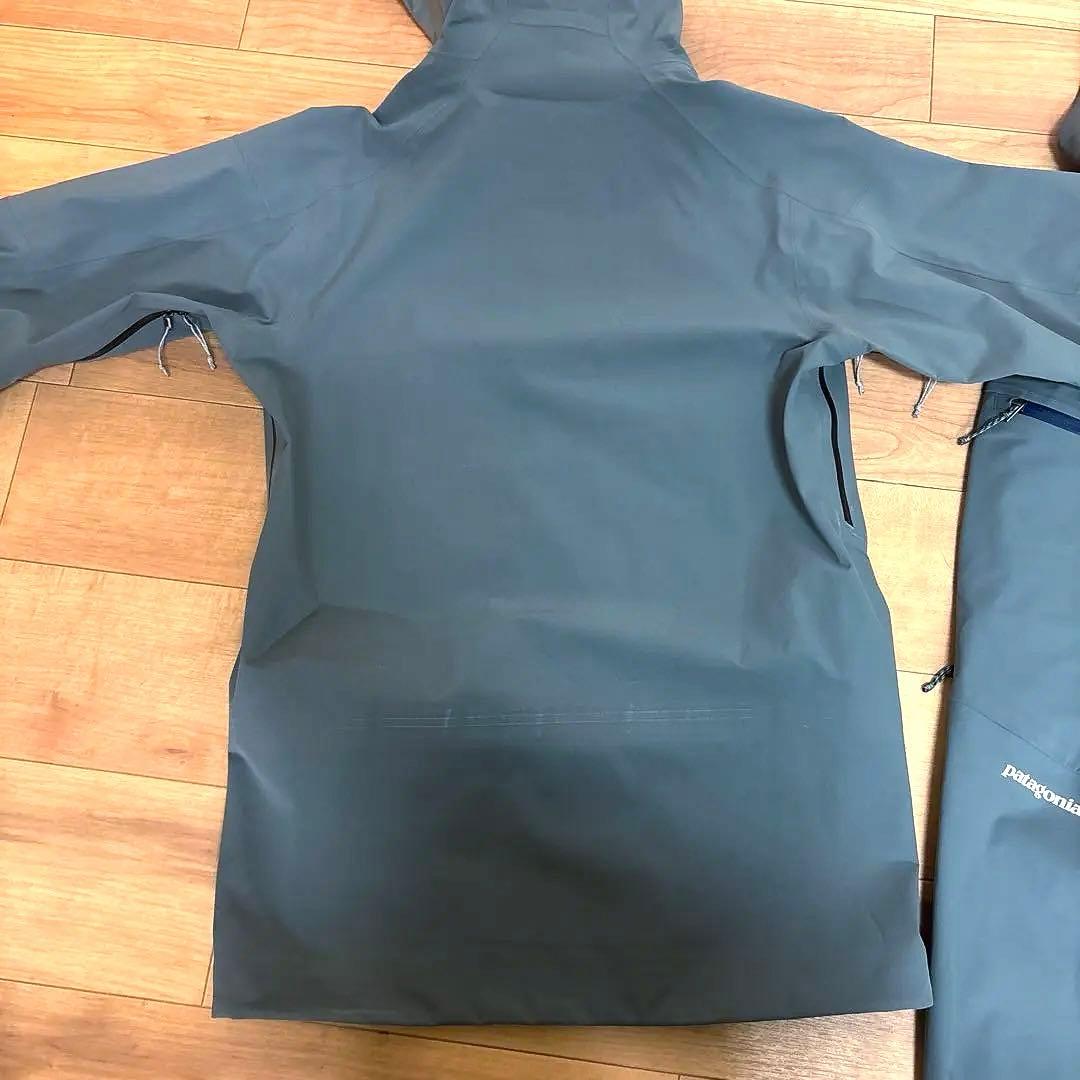 パタゴニア　スノードリフタージャケット　＆　ビブパンツ　セットアップ