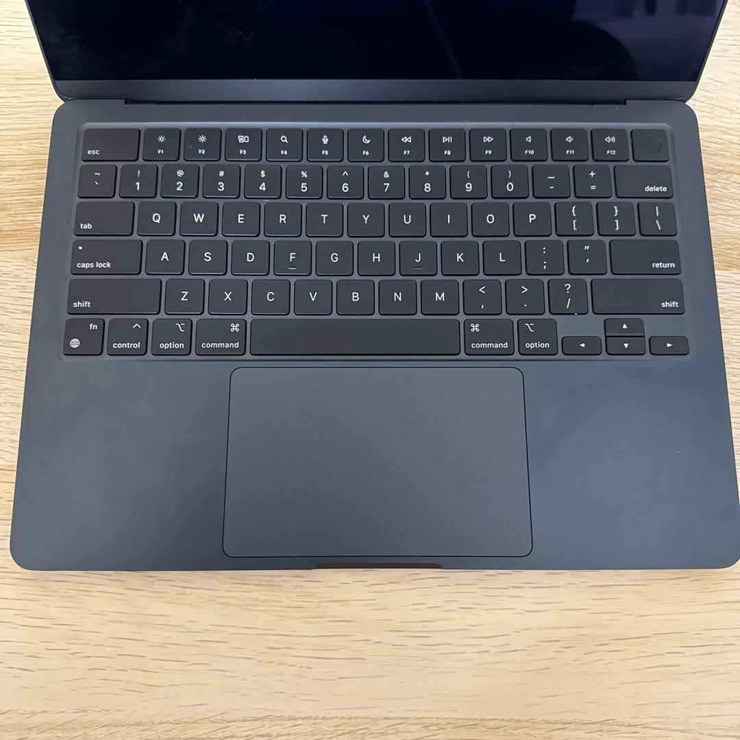 MacBook Air M2 (2022) スペースグレイ 英字キーボード