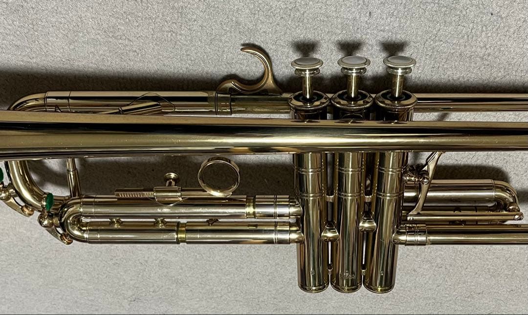 B♭トランペット Selmer Radial 66