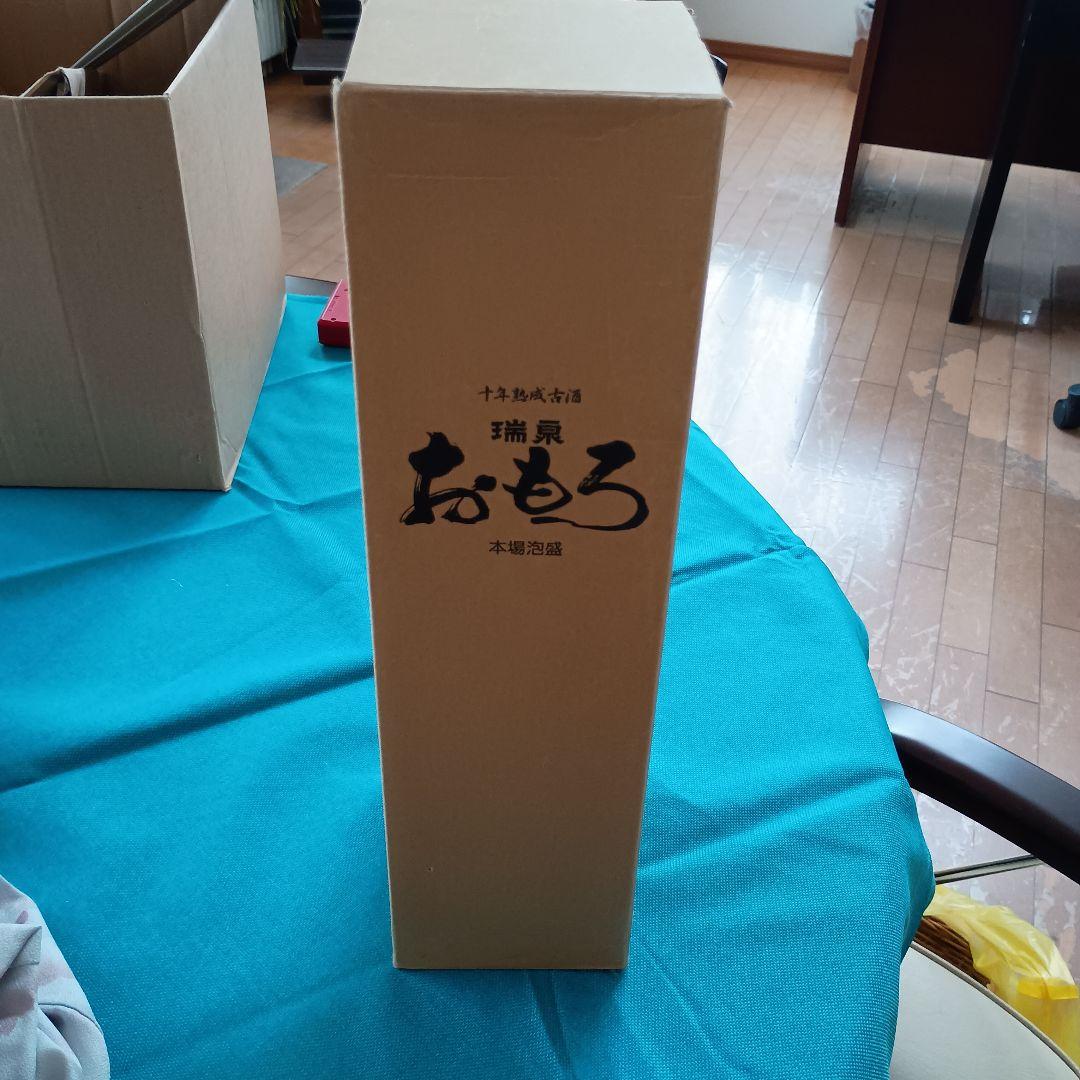 おもろ 焼酎 1,800ml 瑞泉酒造