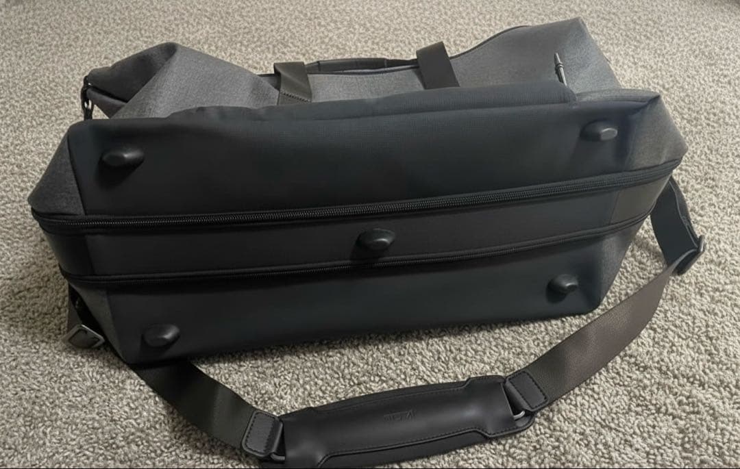 TUMI ALPHA2 ダブル エクスパンション サチェル　22159EG2