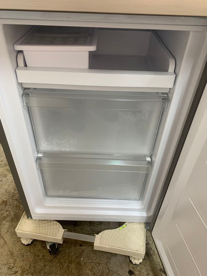 j136 東京神奈川埼玉　送料無料！ Haier 冷蔵庫 201L 2ドア