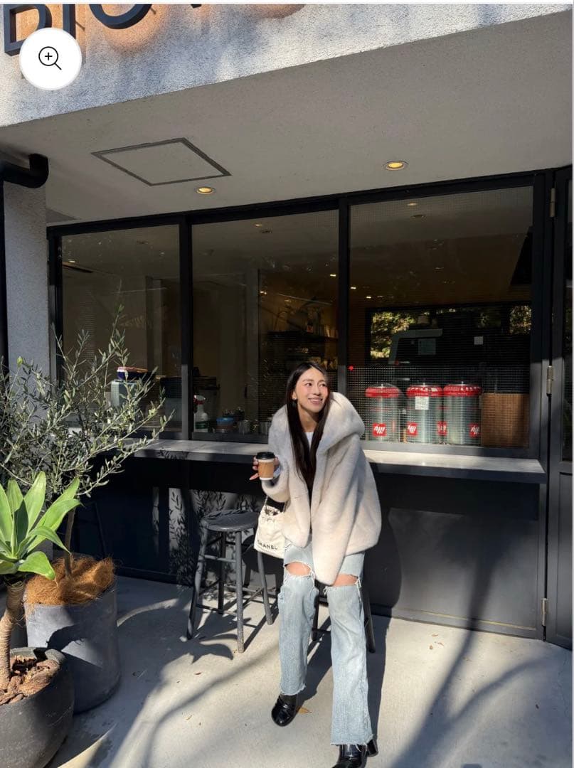 新品未使用品CALRA エコファーフードコート　ホワイト