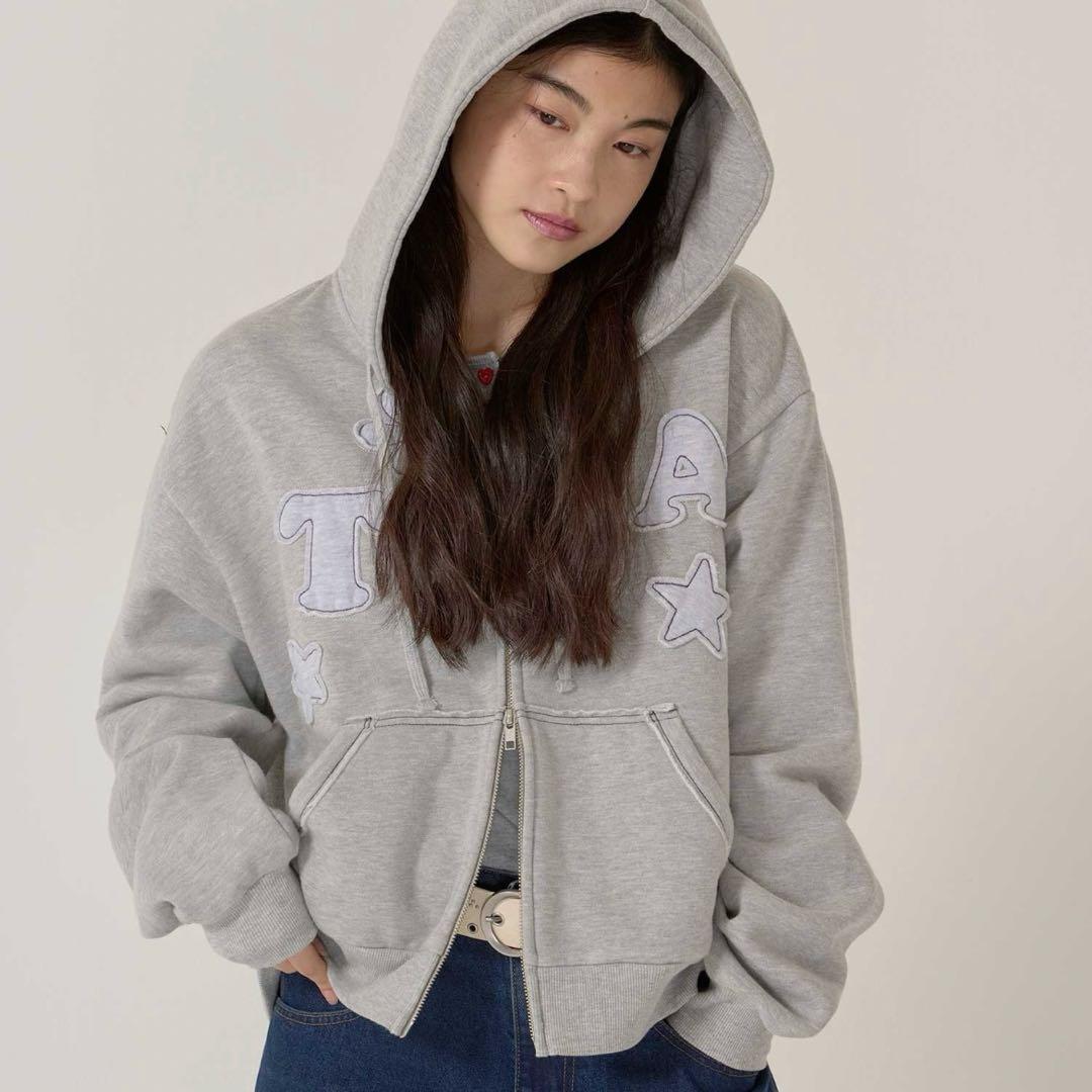 TINA:JOJUN 裏起毛ロゴパッチワークフーディー【新品・未開封】
