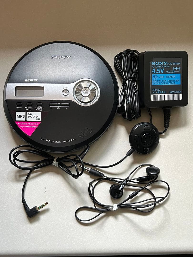 Sony D-NE241 CDウォークマン CDプレーヤー　ソニー　ポータブル