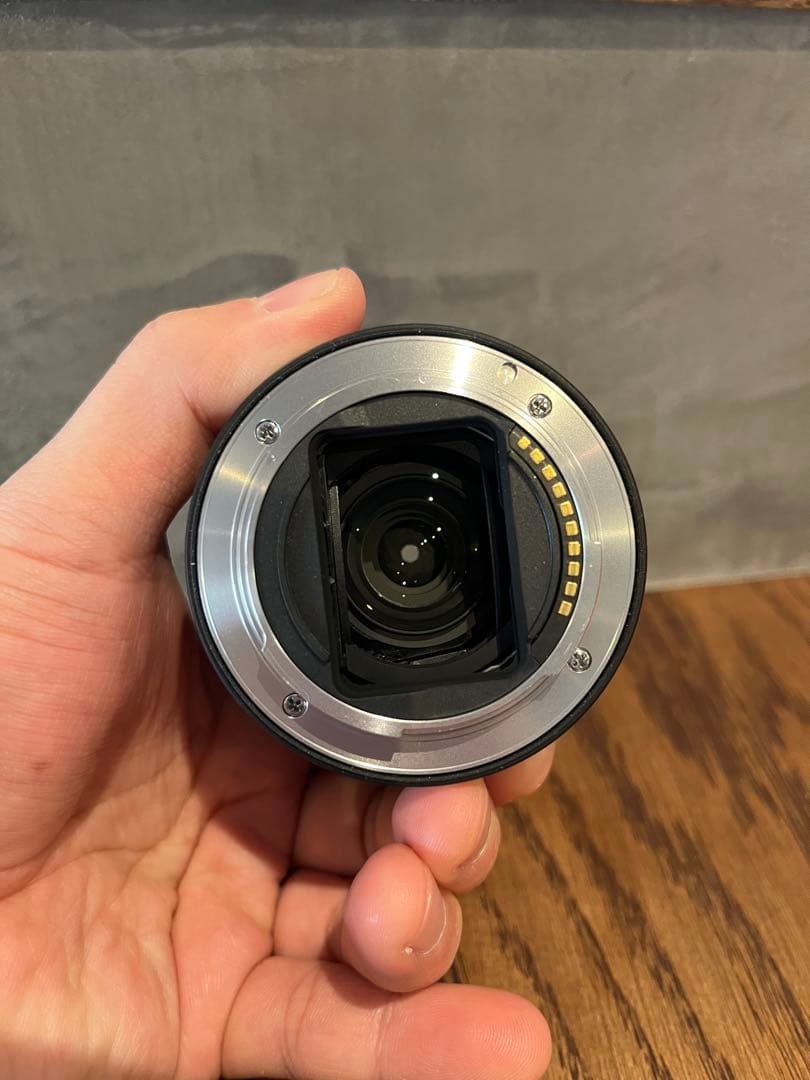 SONY FE 28-60mm F4-5.6 ズームレンズ