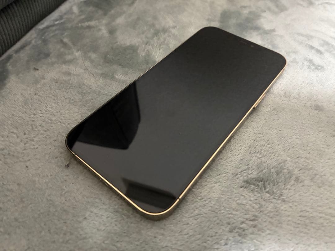 iPhone12promax ゴールド