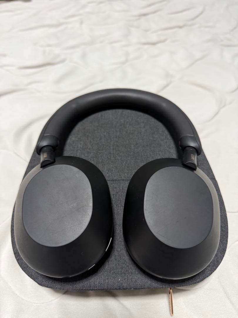 ヘッドホン SONY WH-1000XM5 - Black