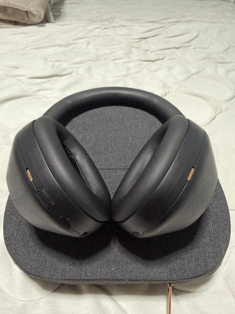 ヘッドホン SONY WH-1000XM5 - Black