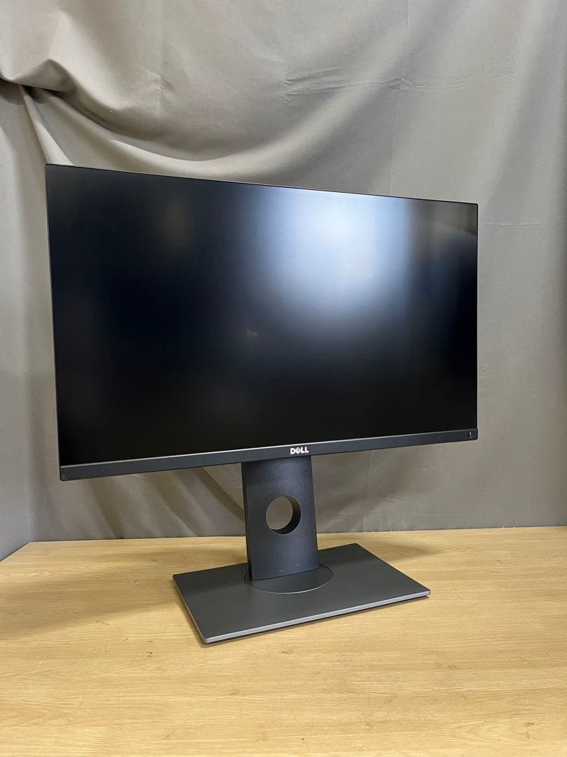 DELL UP2516D 25インチモニター　 PS4対応　回転機能 2k解像度