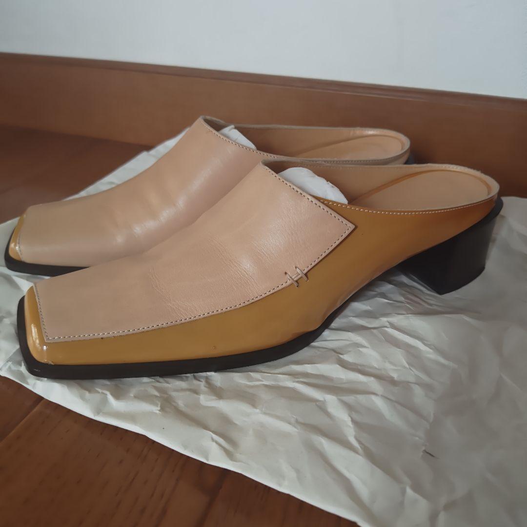 スクエアトゥミュール/HERMES