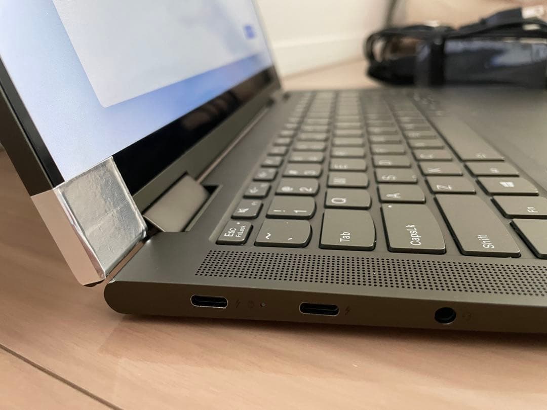 【ジャンク】レノボ Yoga7i 14ITL5 i5 12GB 512GB US