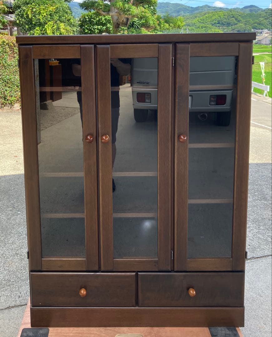 【ももゆき様】ガラス扉付き飾り棚 キャビネット ダークブラウン