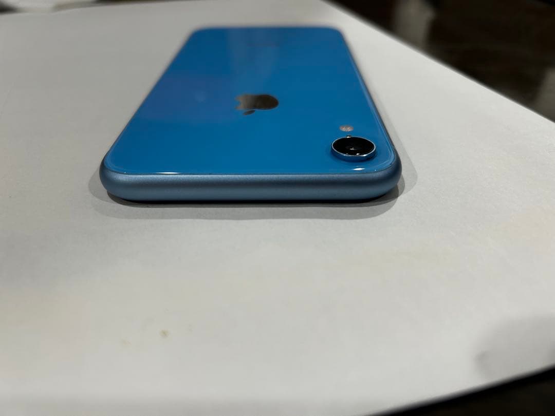 格*空様 iPhone XR 128GB（手帳型ケース付き）
