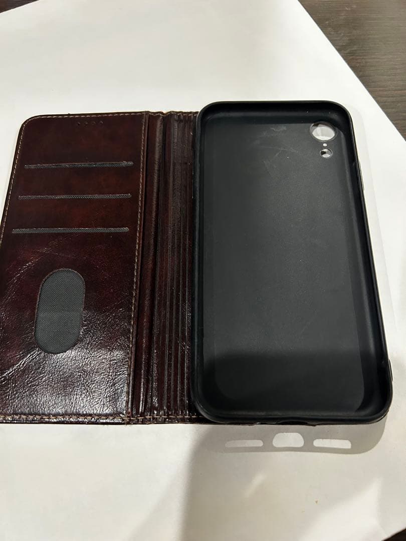 格*空様 iPhone XR 128GB（手帳型ケース付き）