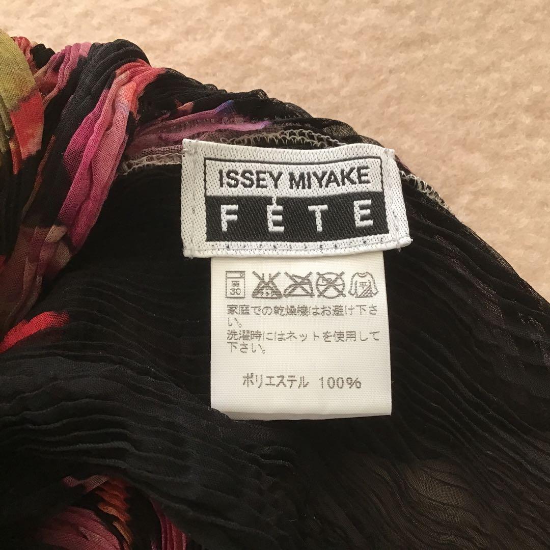 イッセイミヤケ　ISSEY MIYAKE FETE size2