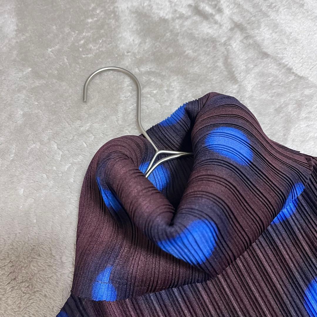 極美品　プリーツプリーズ　イッセイミヤケ　ドット　タートルネック　トップス