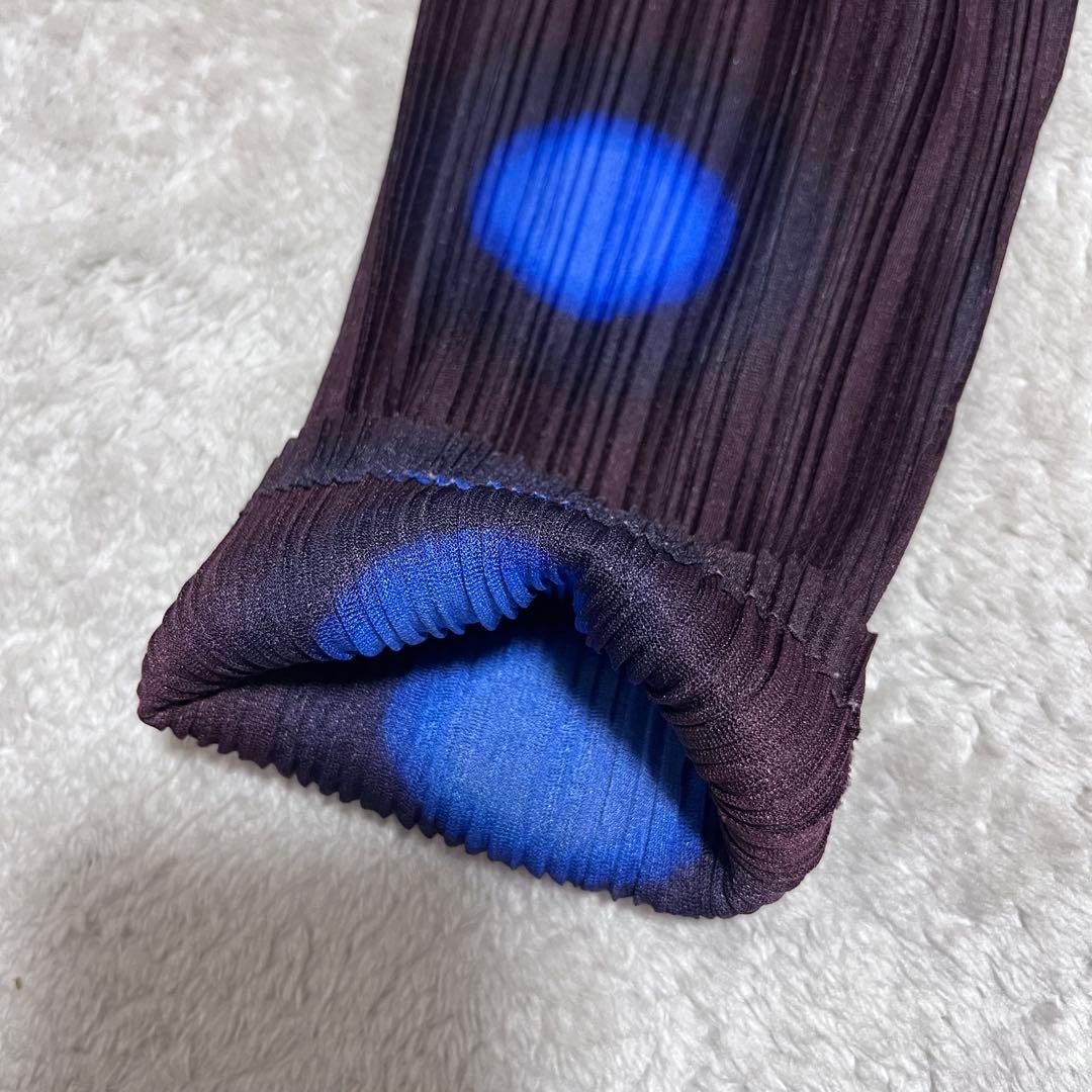 極美品　プリーツプリーズ　イッセイミヤケ　ドット　タートルネック　トップス