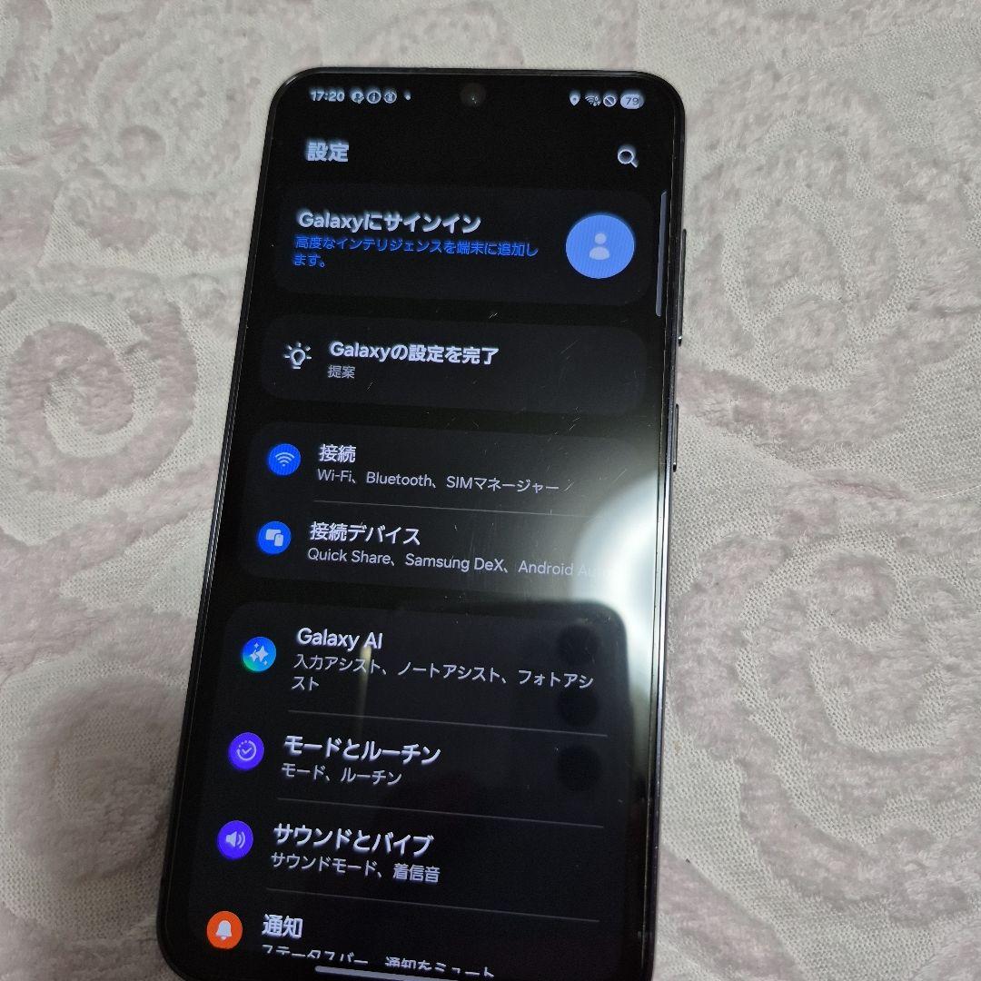 docomo Galaxy S23 本体と付属品付き