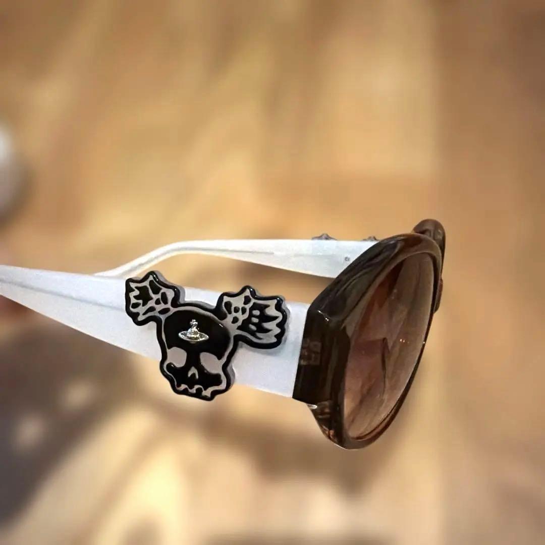 新品サングラス　Viviene Westwood