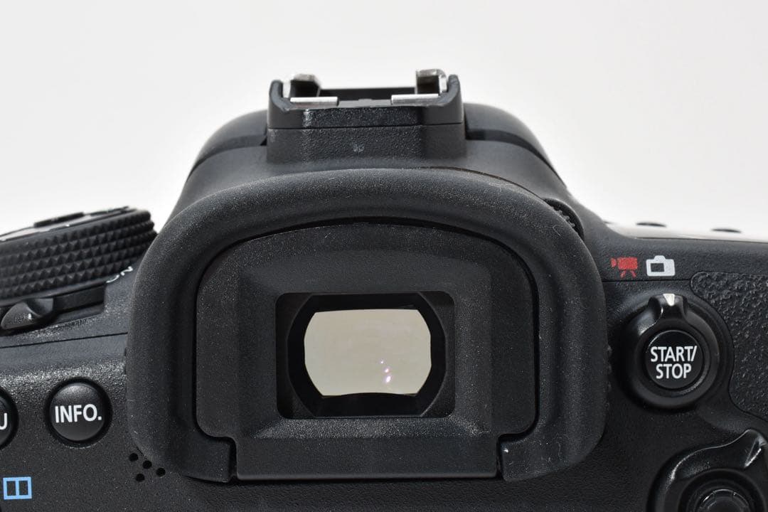 デジタル一眼レフカメラ /Canon EOS 7D MarkⅡ レンズセット