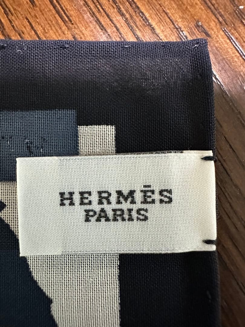 HERMES エルメス　新品.未使用、ハンカチ