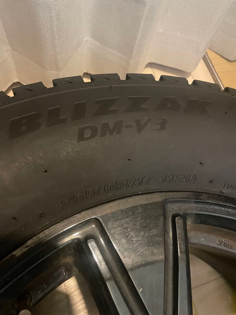 ブリヂストン BLIZZAK DM-V3 スタッドレスタイヤホイールセット
