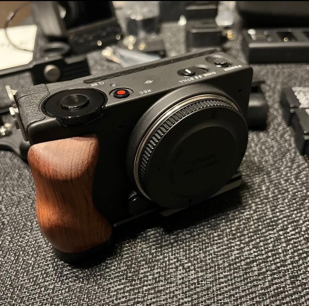 SIGMA fp L 本体　付属品多数