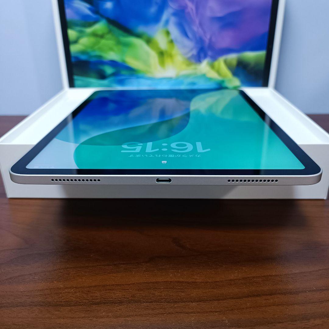 (美品) iPad Pro 11 第2世代 256GB キーボード付き