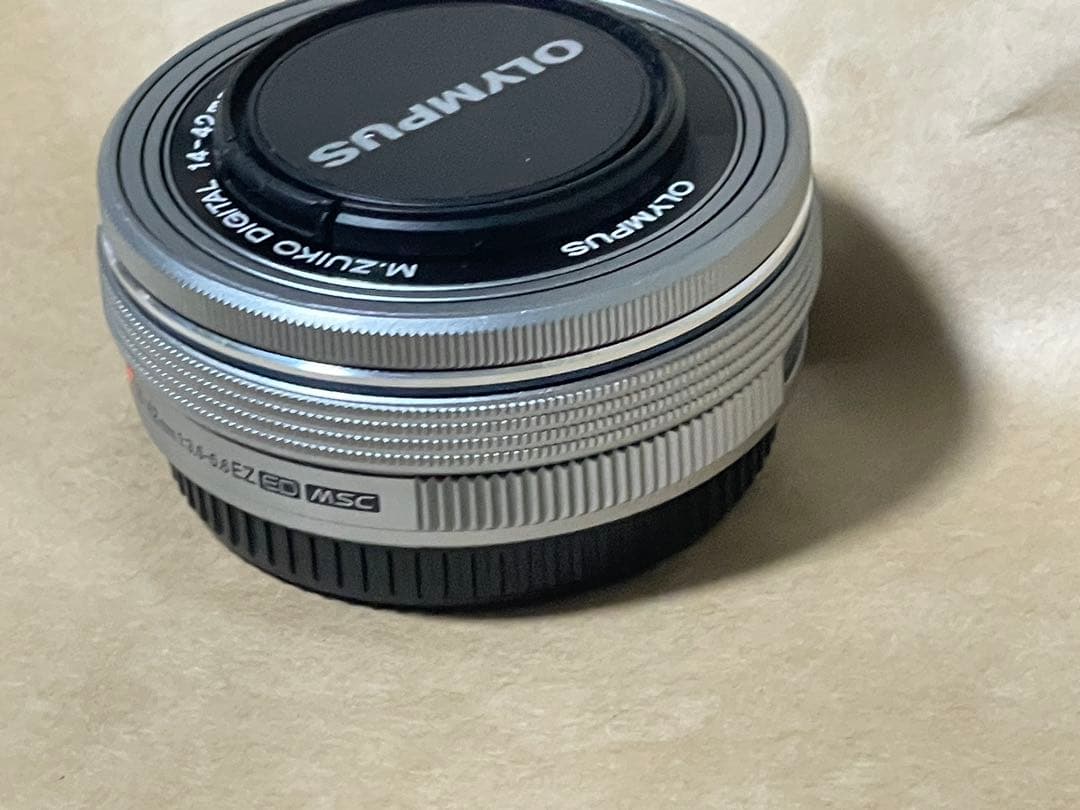 展示品　OLYMPUS PEN E-PL10 ホワイト　ダブルズームキット