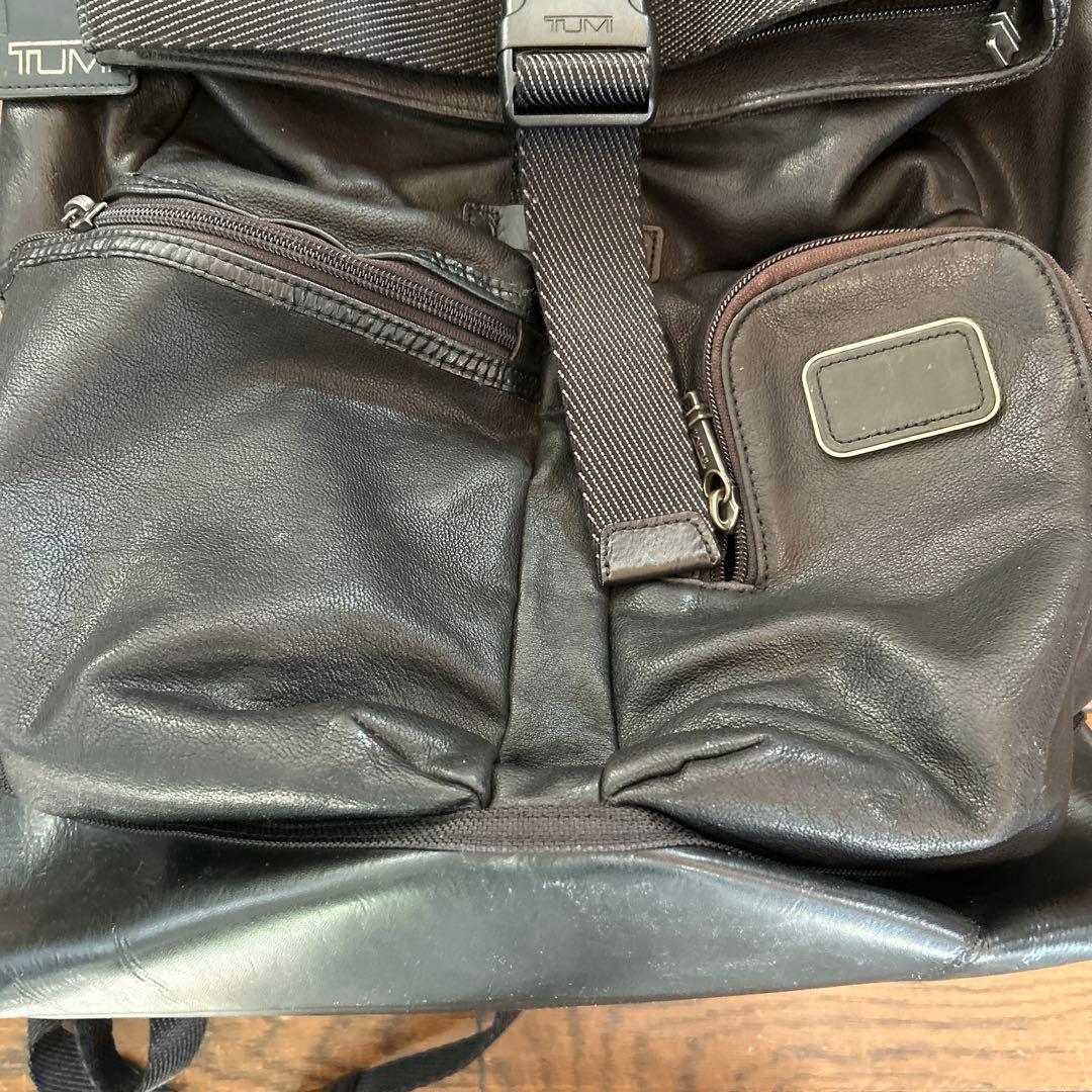 TUMI トゥミ ロールトップ レザー リュック ビジネスリュック 送料込