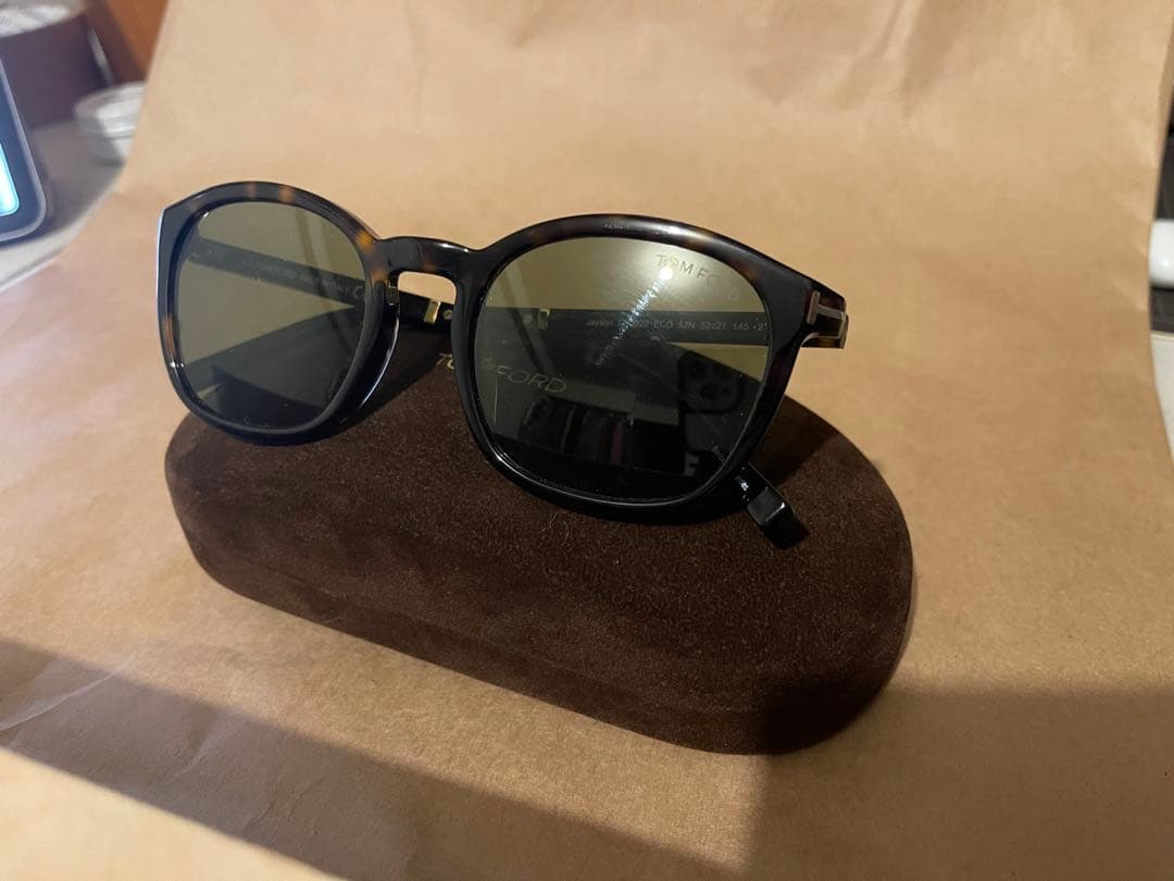 トムフォード サングラス 新品ケース付