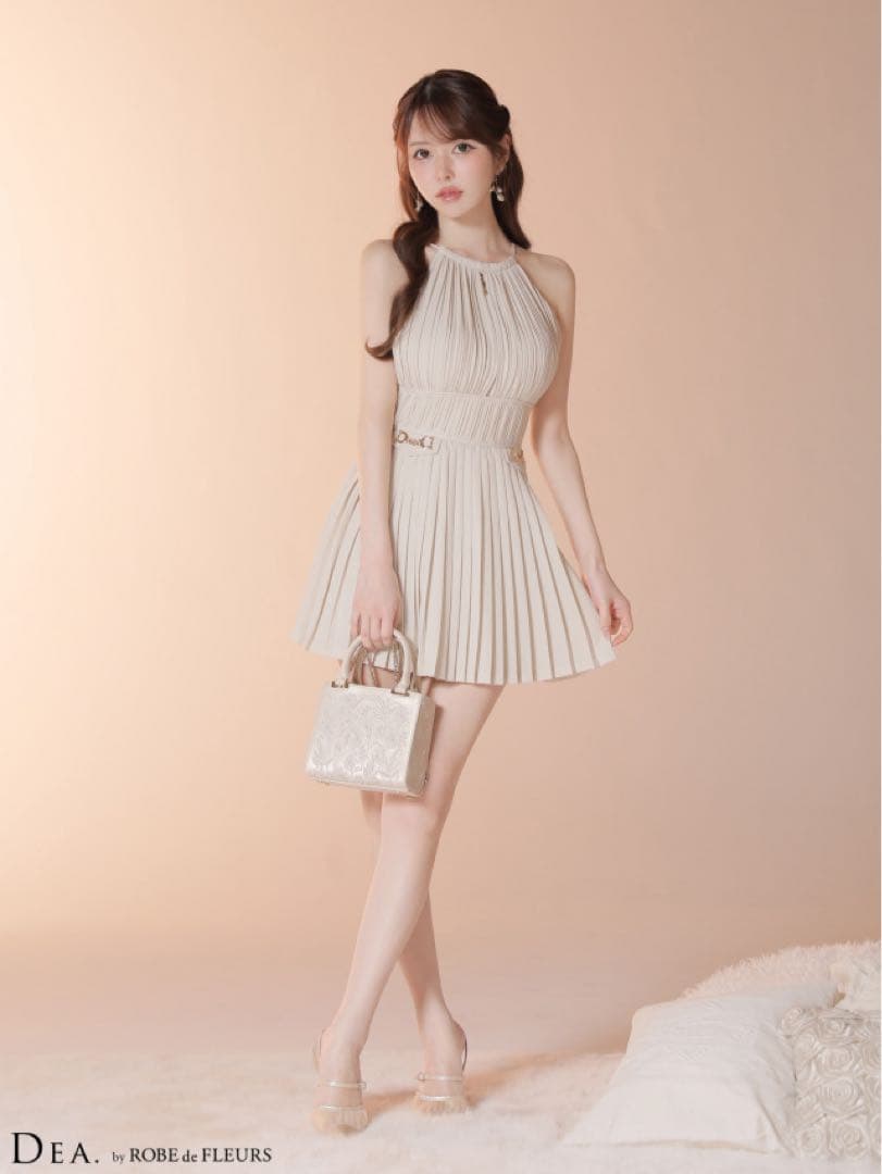 プリーツホルターネックティアードフレア(DE4628)