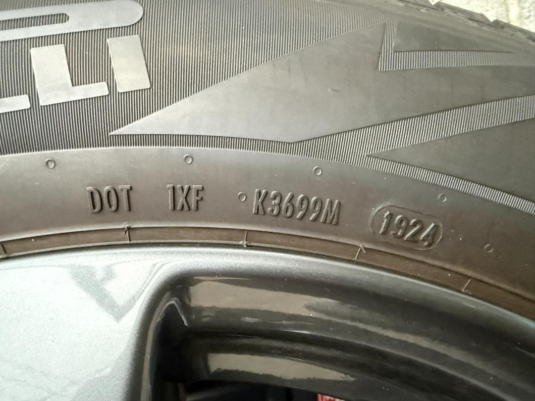 CX60/CX80純正18インチアルミホイール　スタッドレスタイヤセット