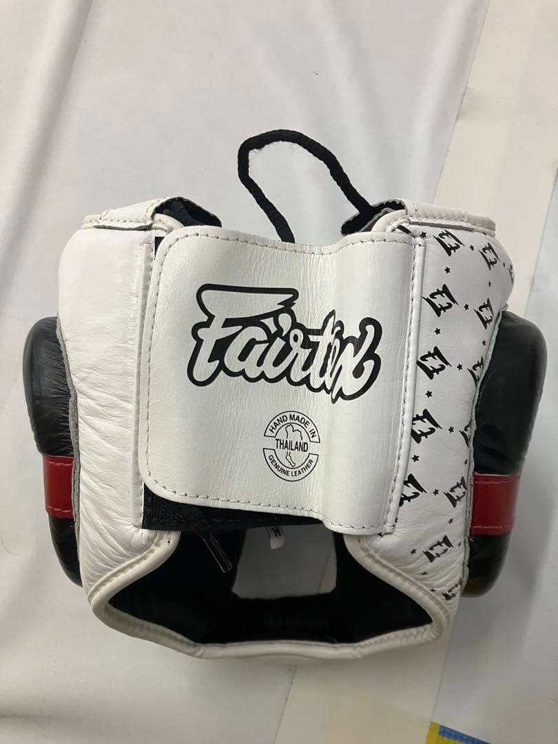 Fairtex ヘッドギア Mサイズ 本革製