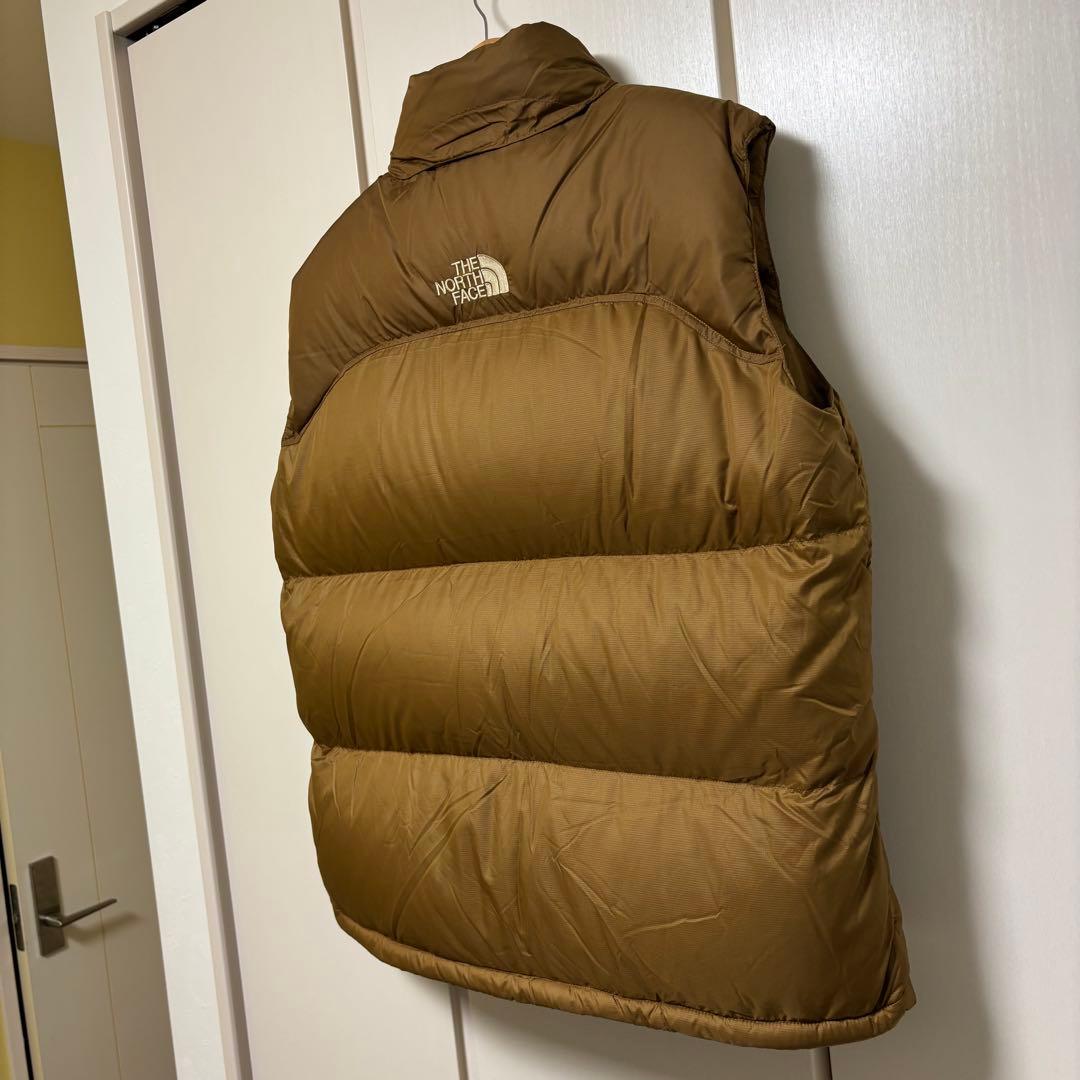 超希少　XL 新品センターロゴ　ダウン　ベスト　ヌプシ　ブラウン