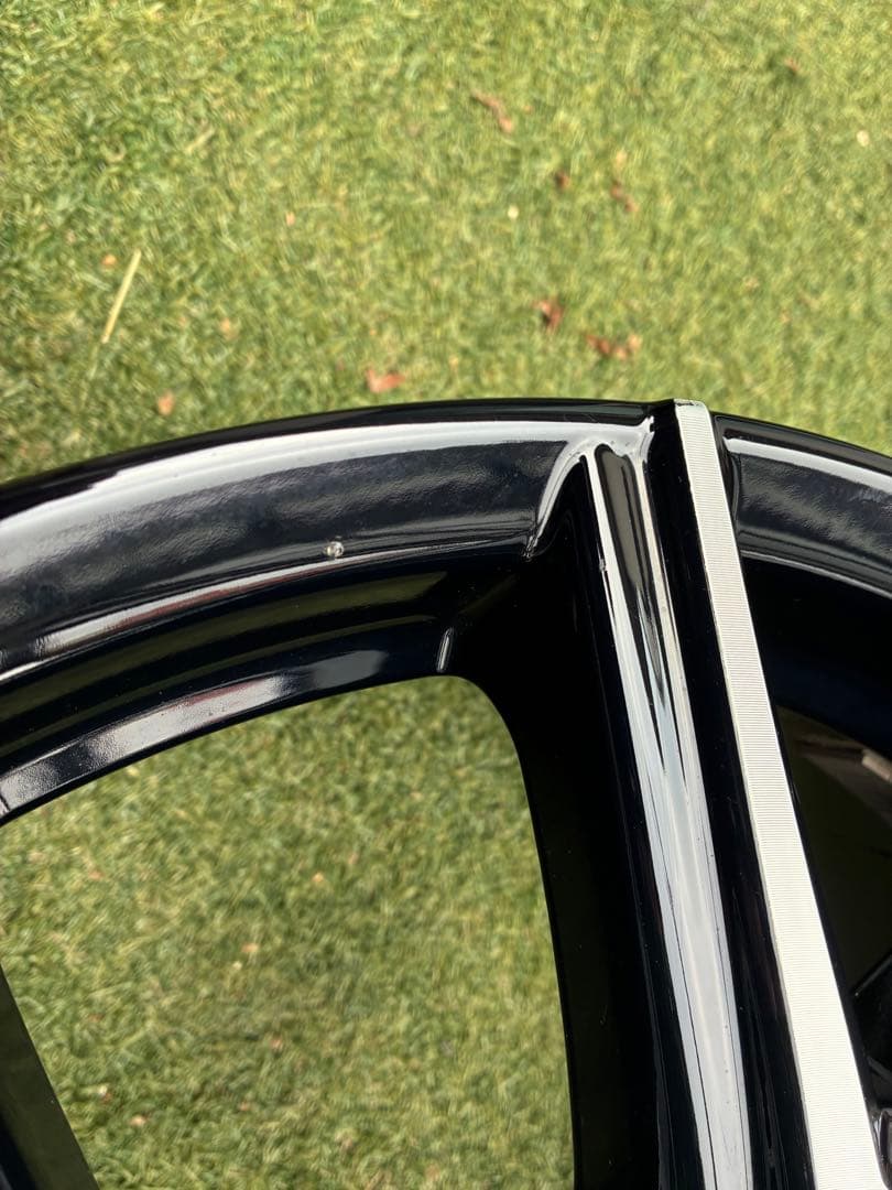 トヨタ　ハリアー60 18インチアルミホイール