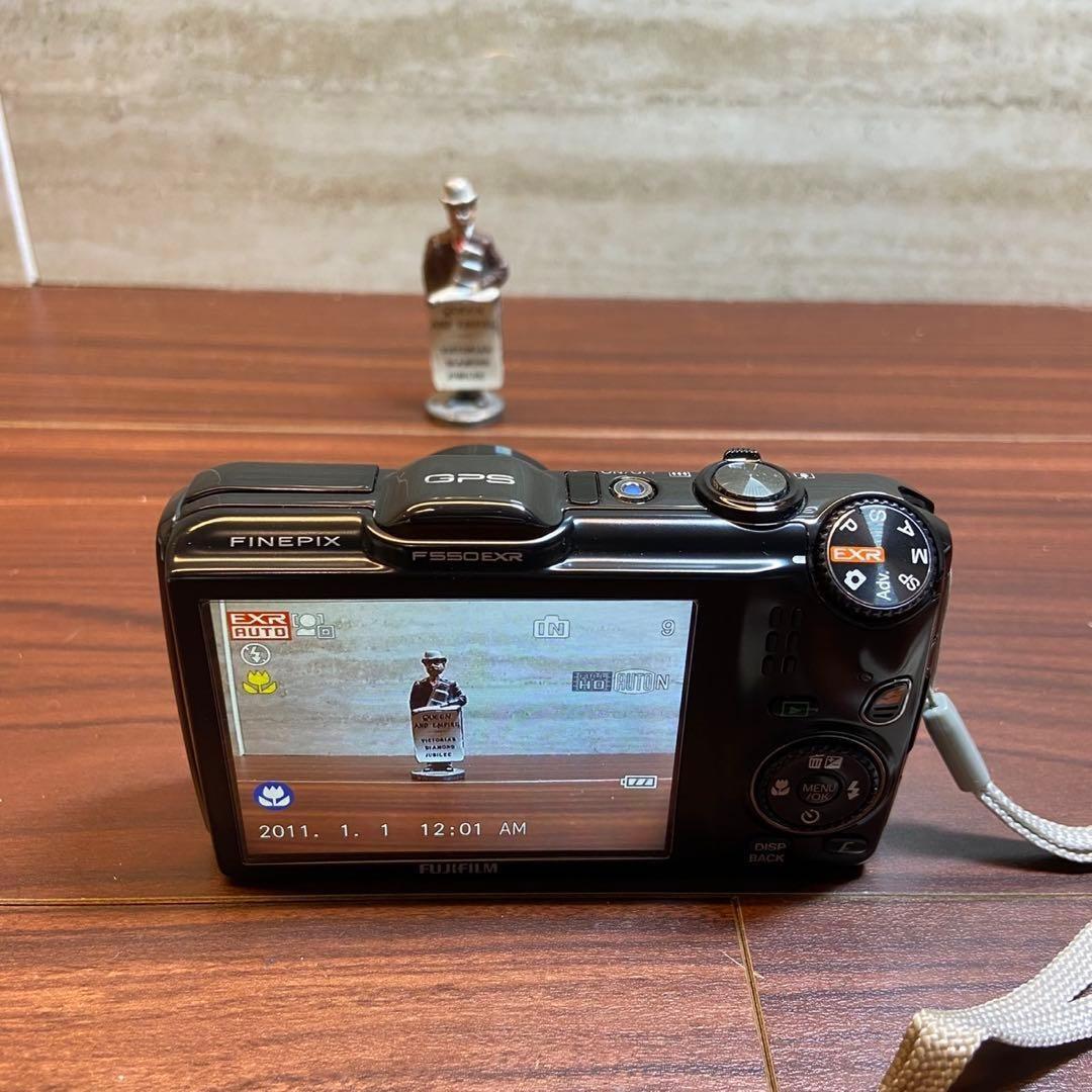 FUJIFILM FinePix F550 EXR デジカメ 4922