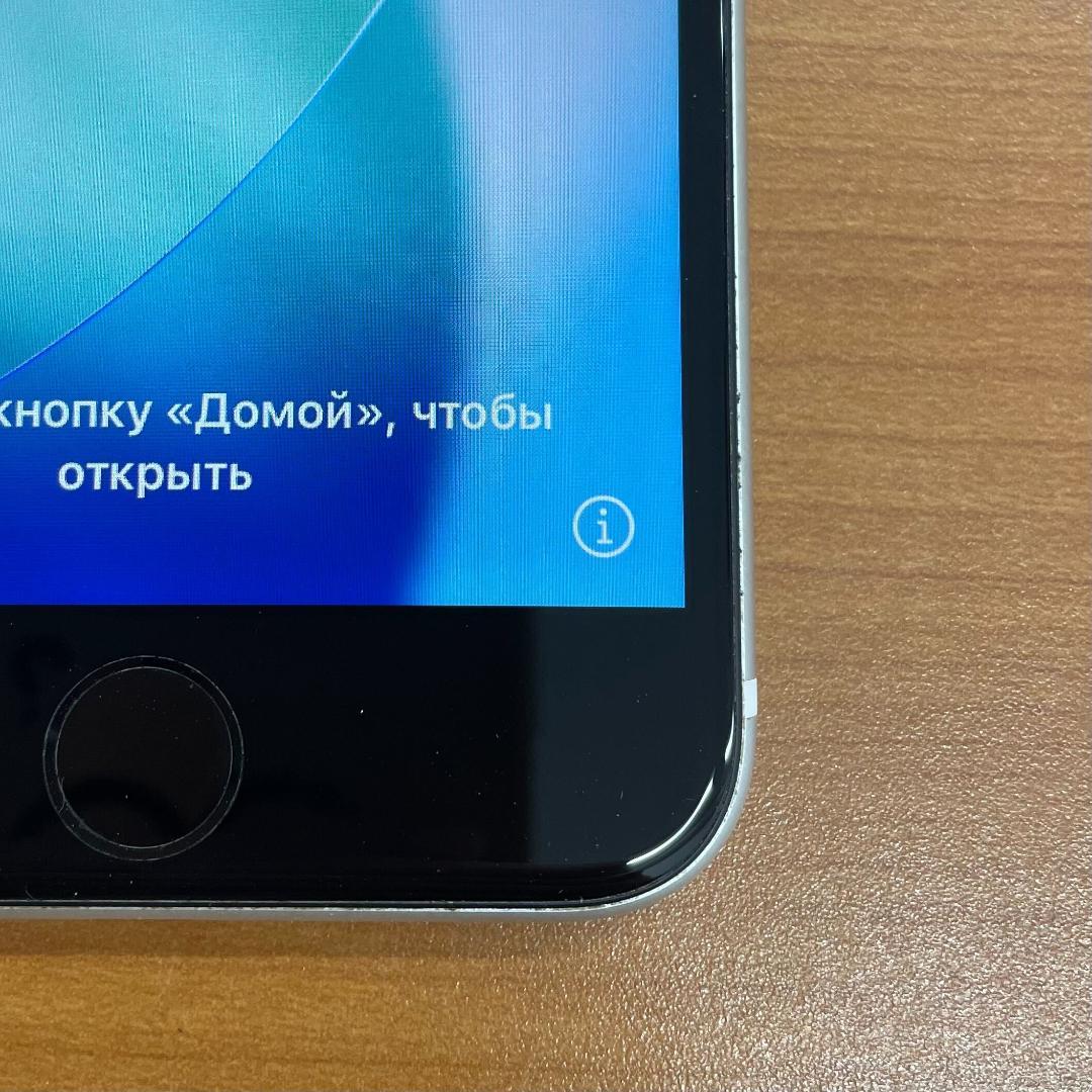 さ*ら様 動作確認済み iPhone SE 第2世代 64GB ID:B7180