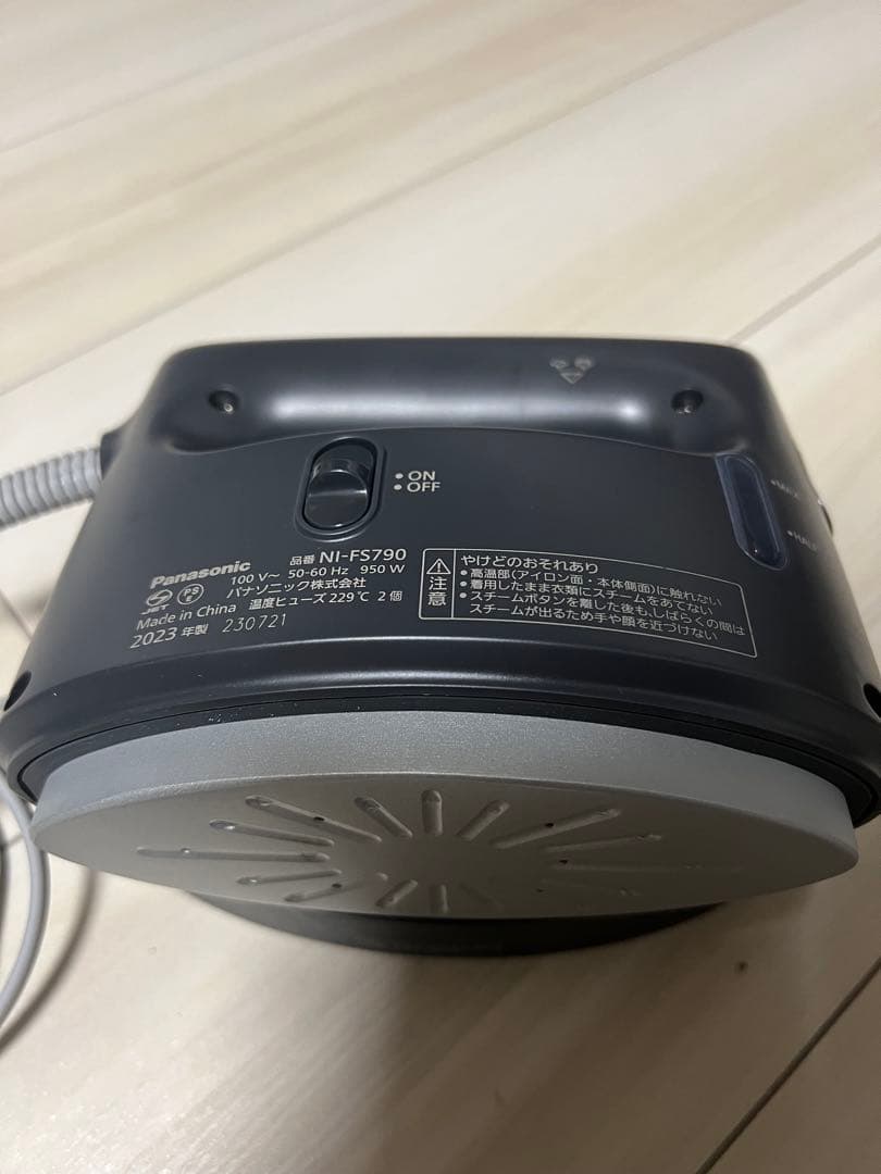 Panasonic アイロン nifs790 スチームアイロン