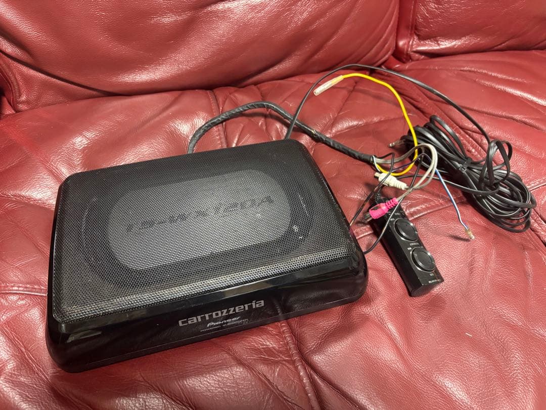 カロッツェリア サブウーファーcarrozzeria TS-WX120A