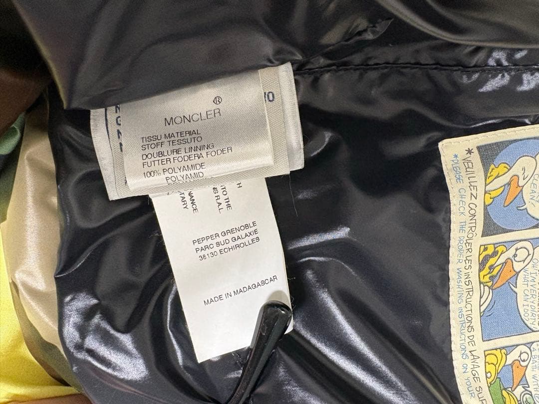 BEAMS　迷彩　MONCLER　TIBET　モンクレールダウンベスト　チベット