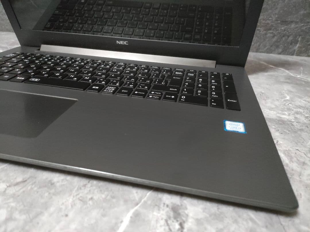 ✨LAVIE✨corei7✨第8世代✨メモリ12GB✨新品SSD256GB✨