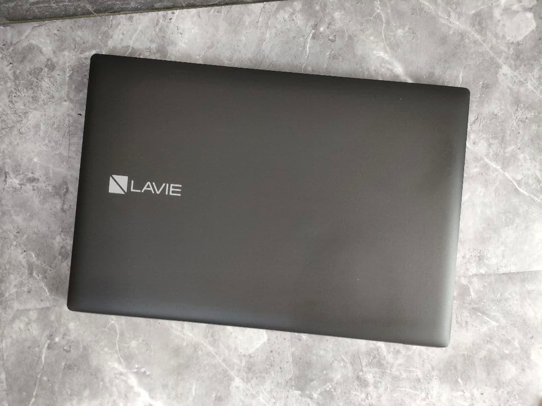 ✨LAVIE✨corei7✨第8世代✨メモリ12GB✨新品SSD256GB✨